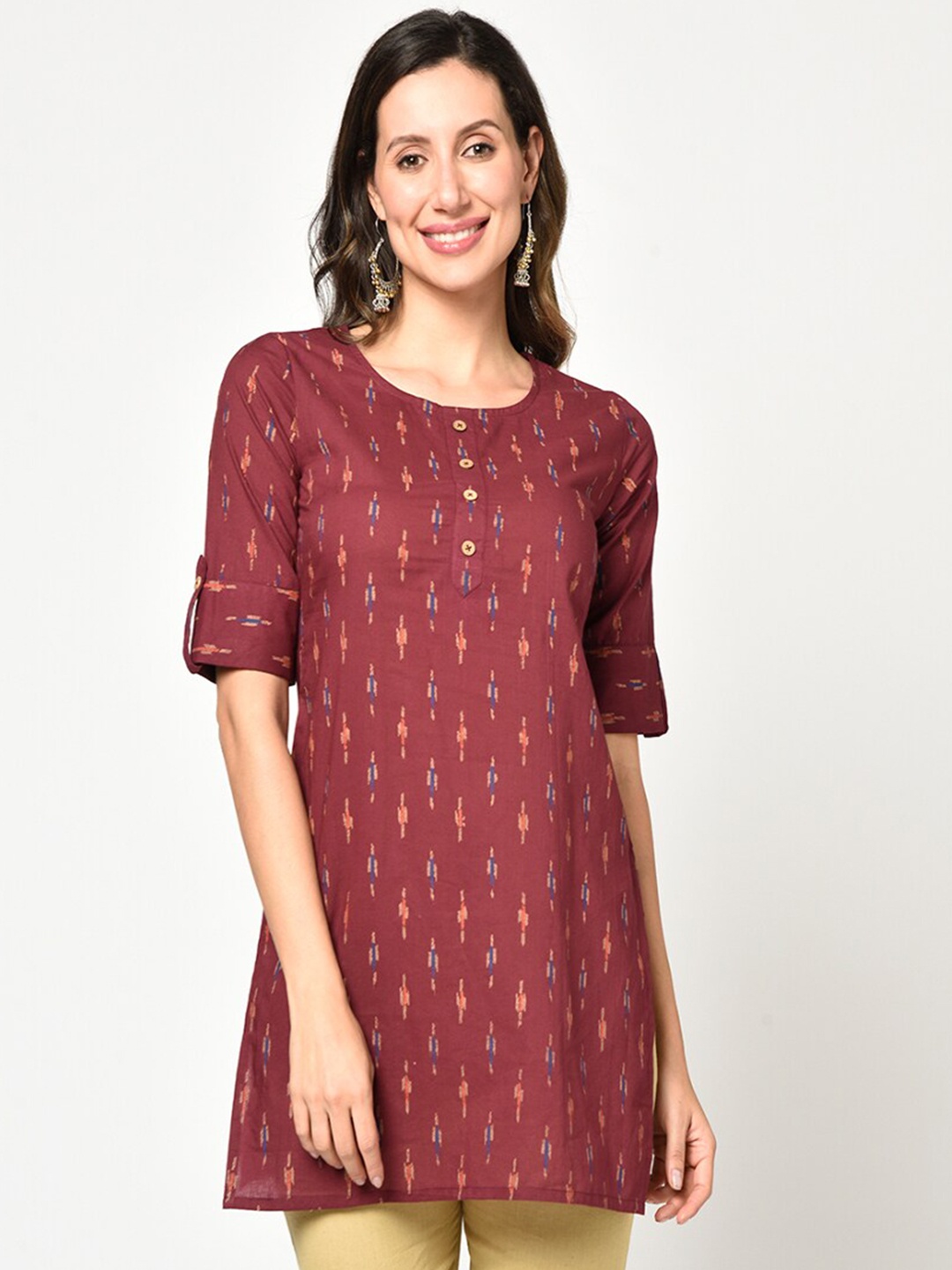 

KALINI Women Maroon Geometric Printed Cotton Kurta