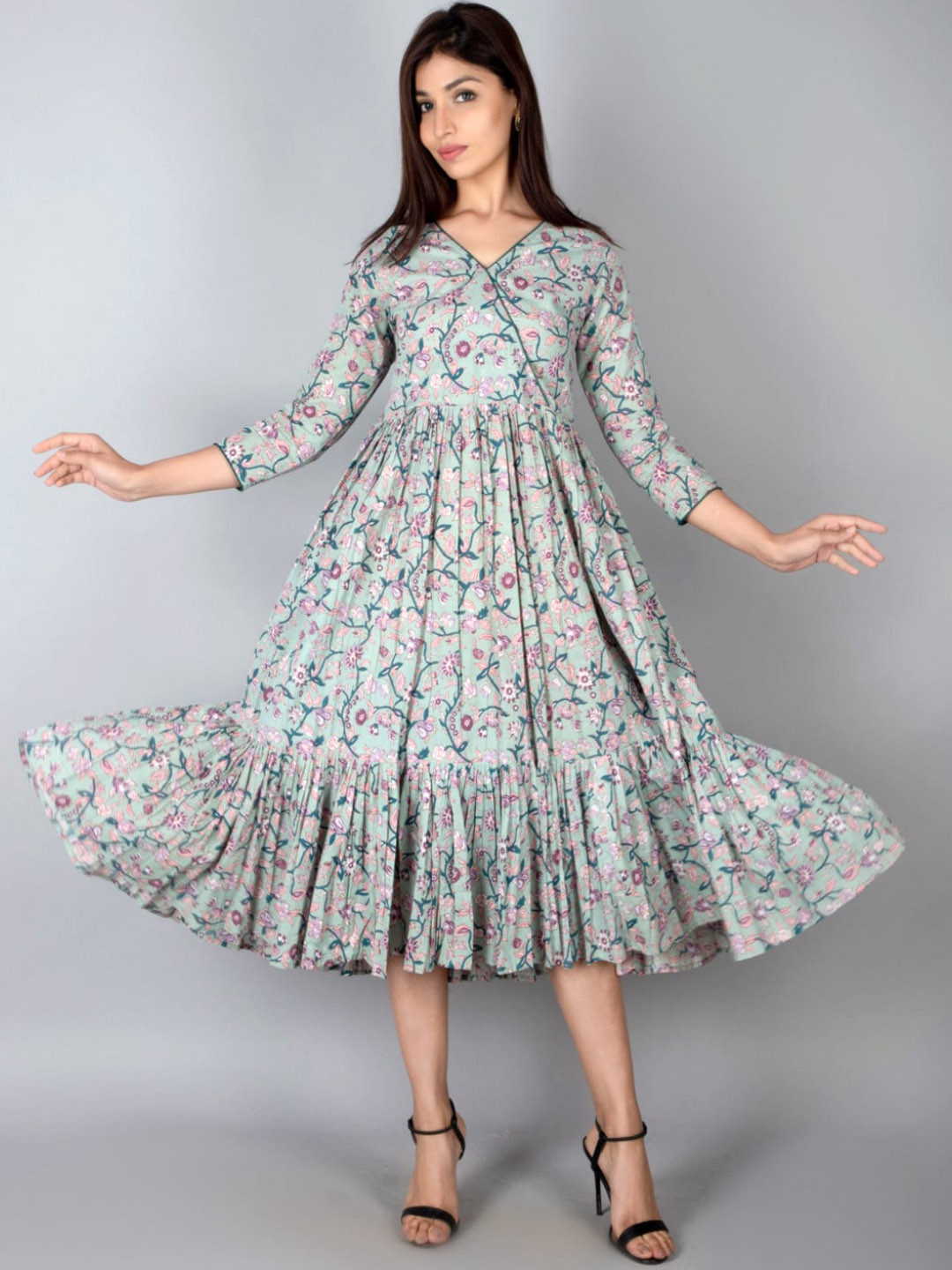 

KALINI Women Multicoloured Floral Printed Anarkali Kurta, Multi
