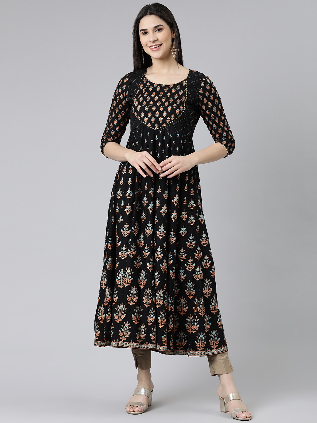 

KALINI Women Black Ethnic Motifs Printed Anarkali Kurta