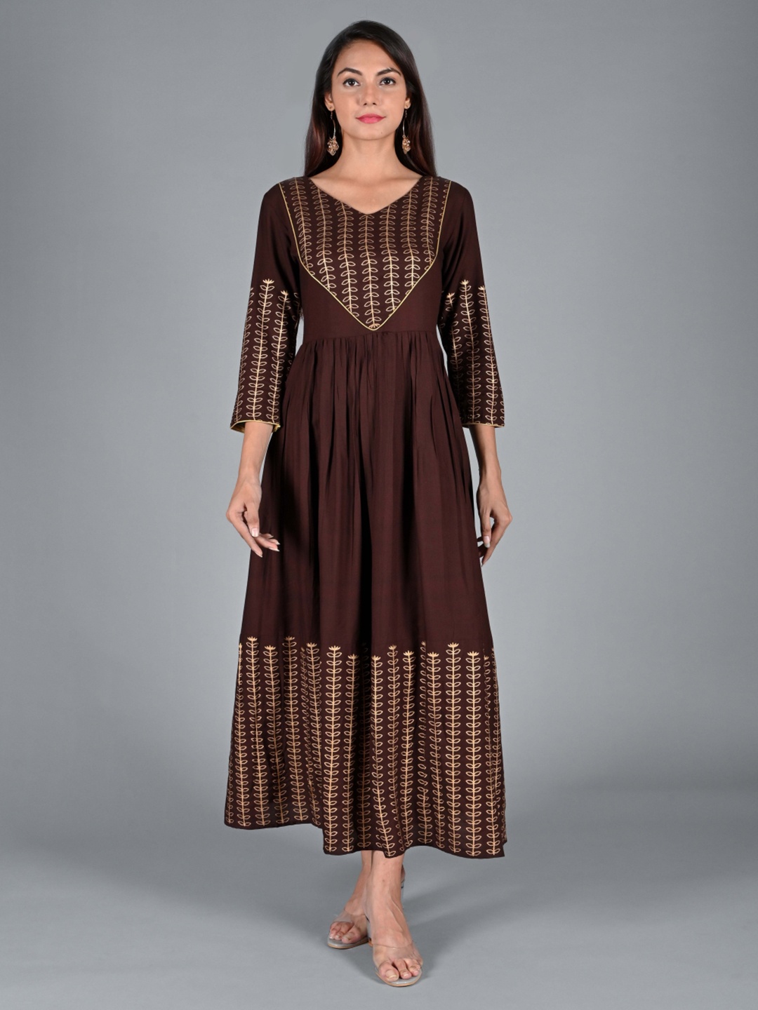 

KALINI Women Brown & Golden Floral Printed Anarkali Kurta