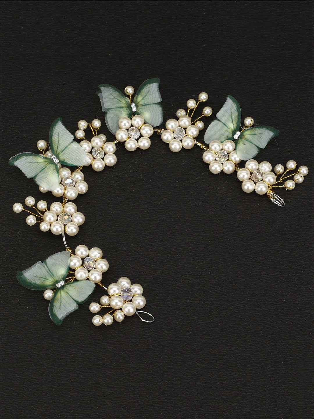 

VAGHBHATT Women White & Gold-Toned Beaded Tiara
