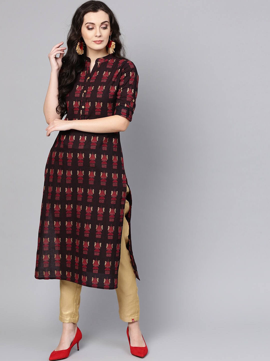 

Varanga Women Black Ethnic Motifs Printed Kurta