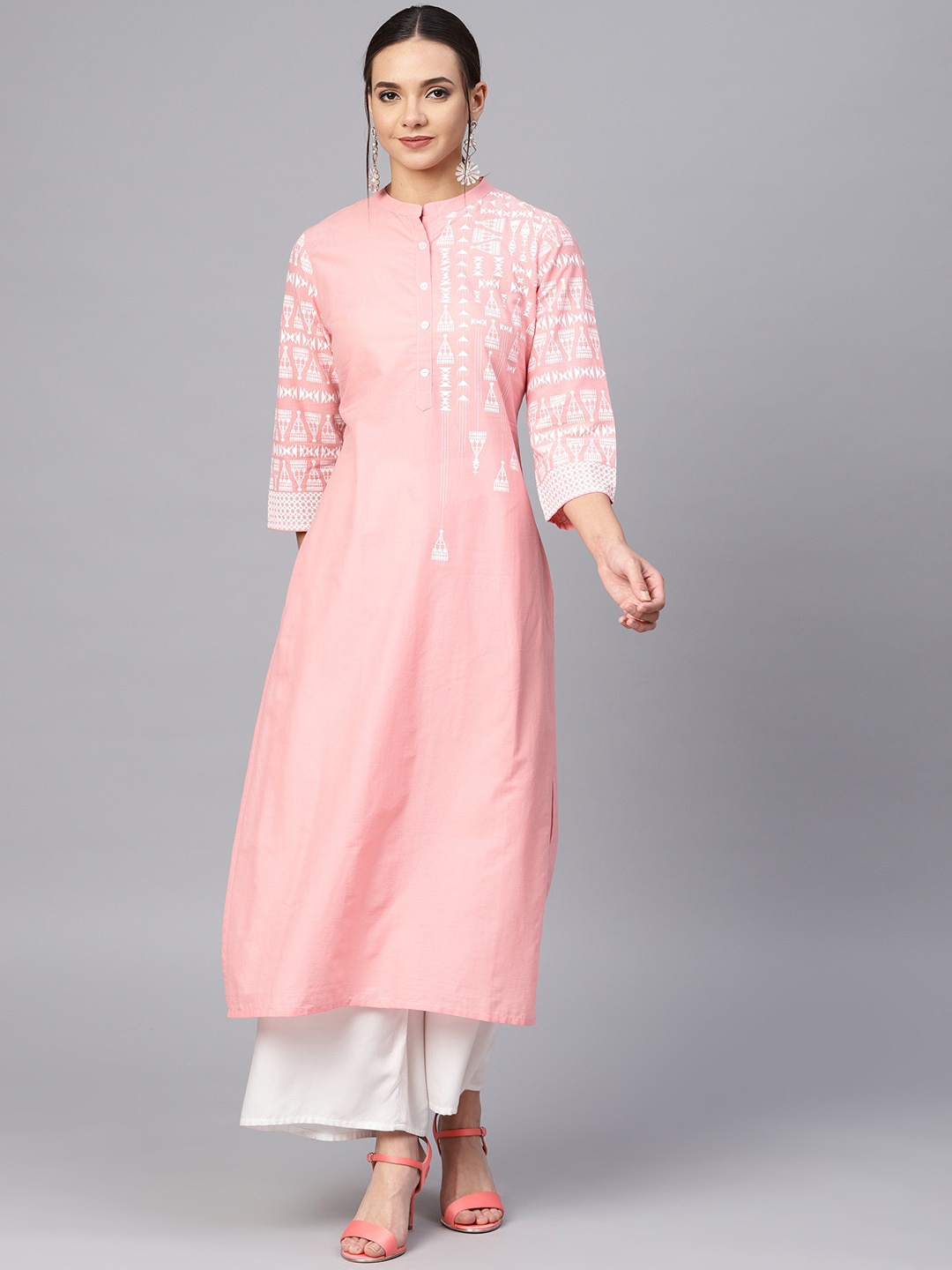 

Varanga Women Peach-Coloured Geometric Printed Cotton Kurta