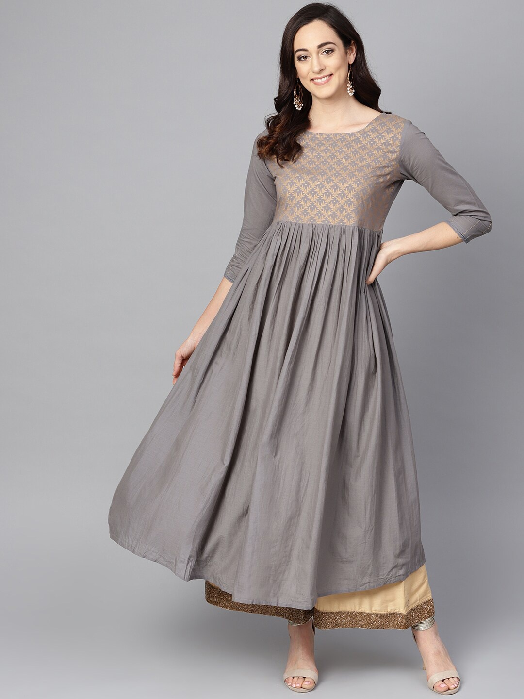 

Varanga Women Grey & Gold-Toned Ethnic Motifs Printed Anarkali Kurta