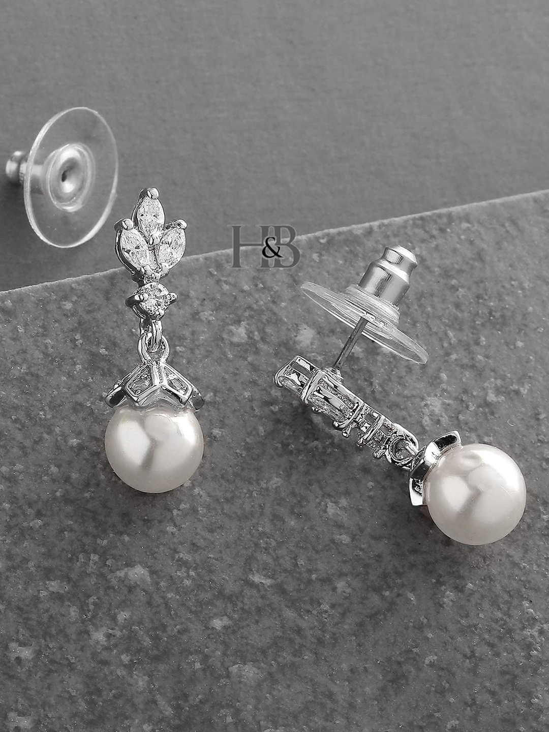 

HOT AND BOLD Silver-Toned Contemporary Drop Earrings