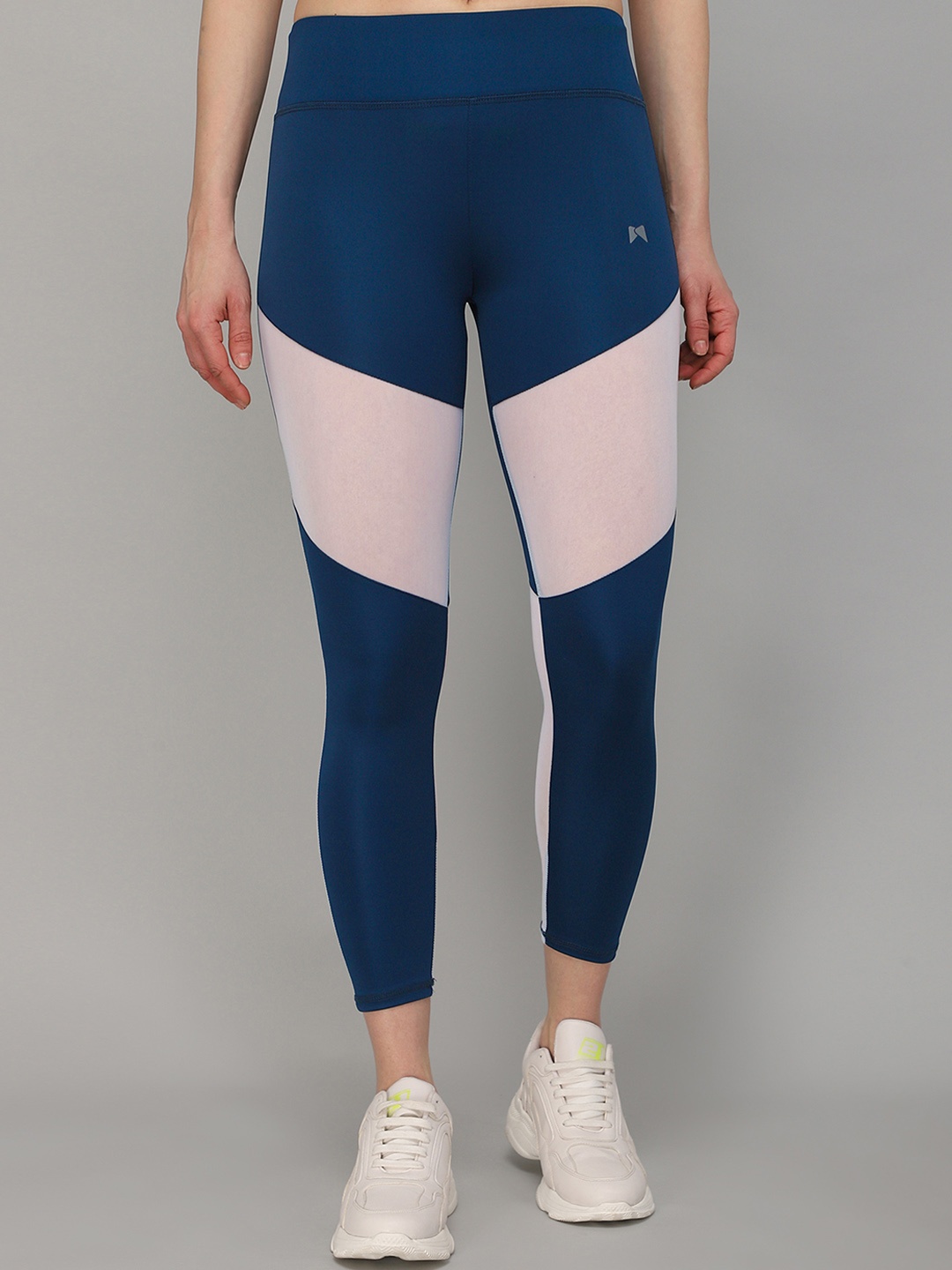 

MUSCLE TORQUE Women Teal Blue & White Colourblocked High-Rise Cropped Skinny-Fit Tights