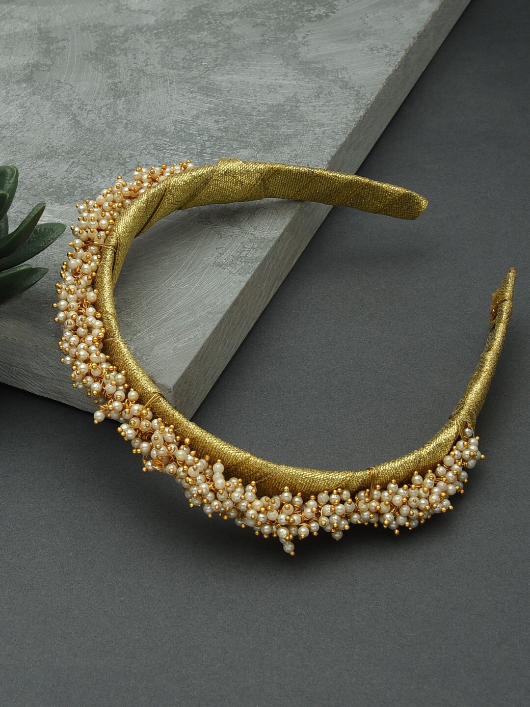 

Zaveri Pearls Women Gold-Toned & White Pearls Embellished Hairband