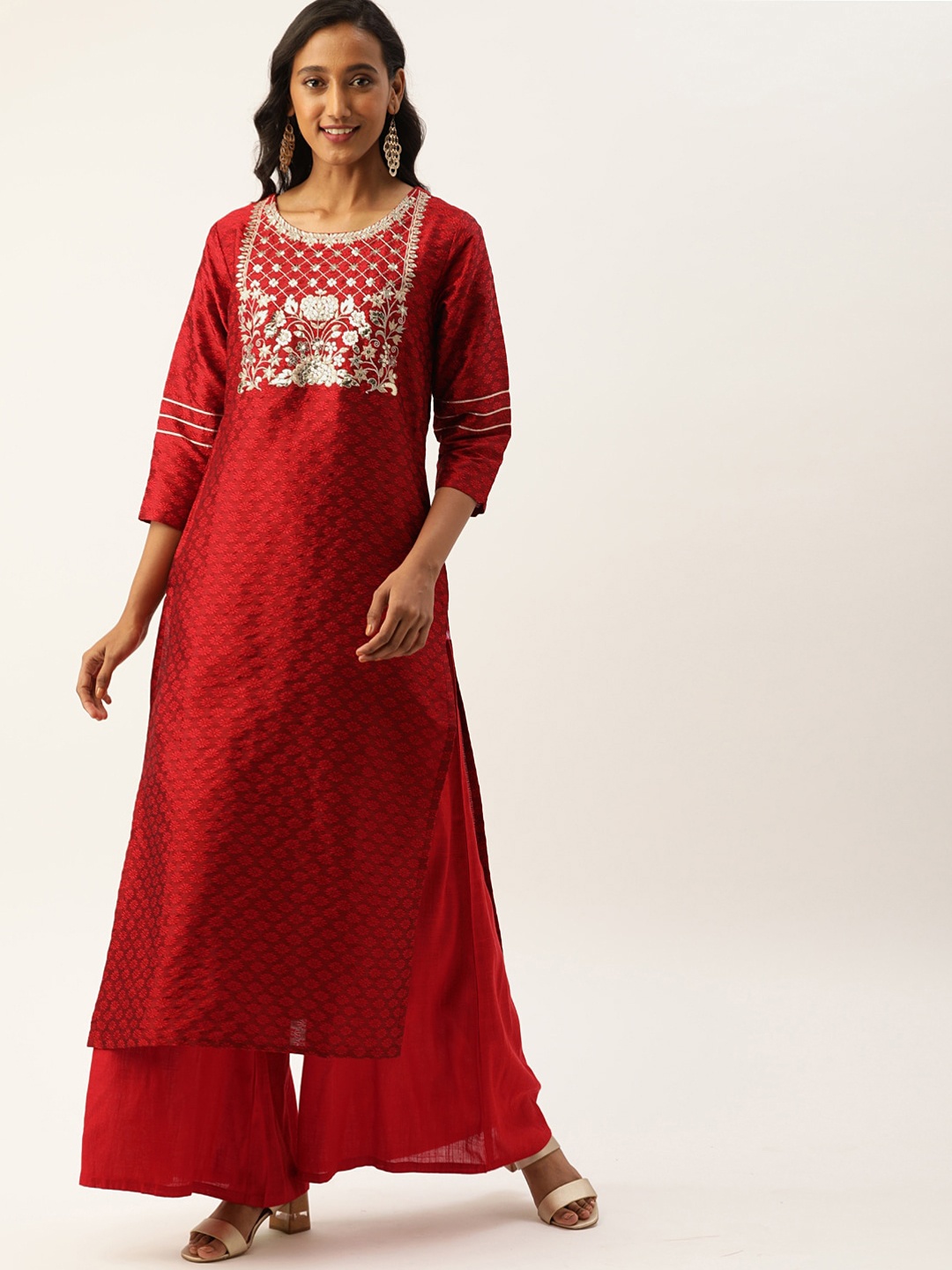 

Varanga Women Maroon Yoke Design Thread Work Straight Kurta