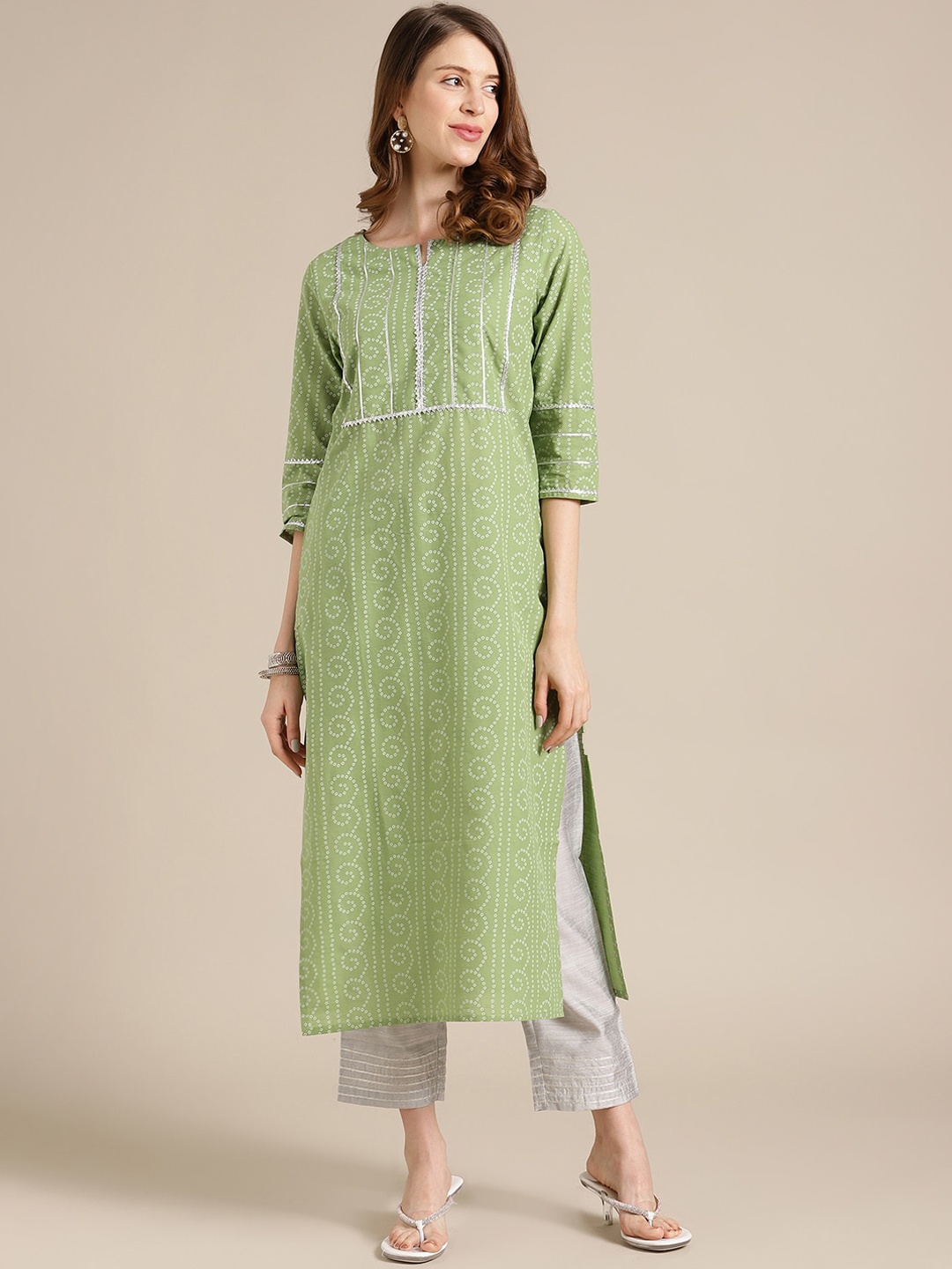 

Varanga Women Green Bandhani Printed Cotton Straight Kurta