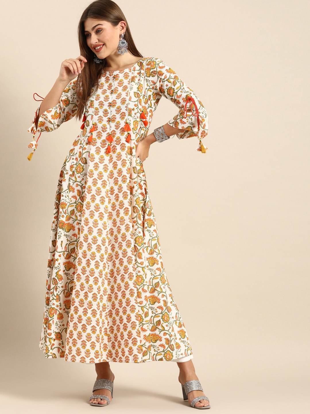 

Varanga Women White Geometric Printed Keyhole Neck Flared Sleeves Anarkali Kurta
