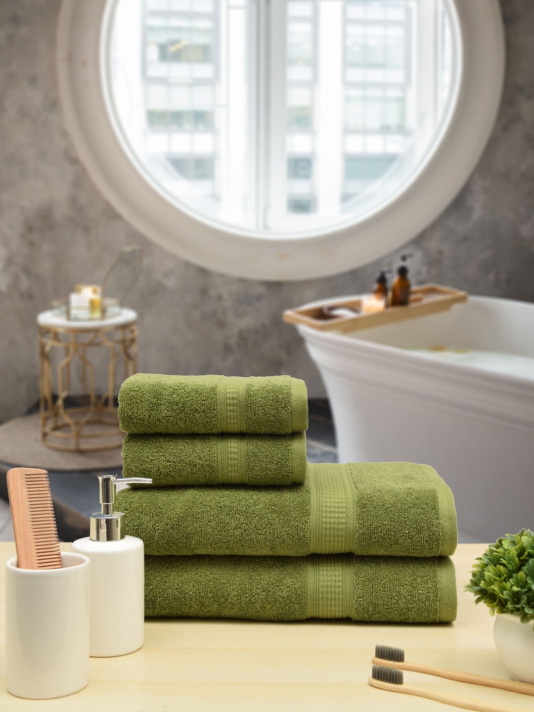 

RANGOLI Set Of 4 Olive Green Solid 500 GSM Towels