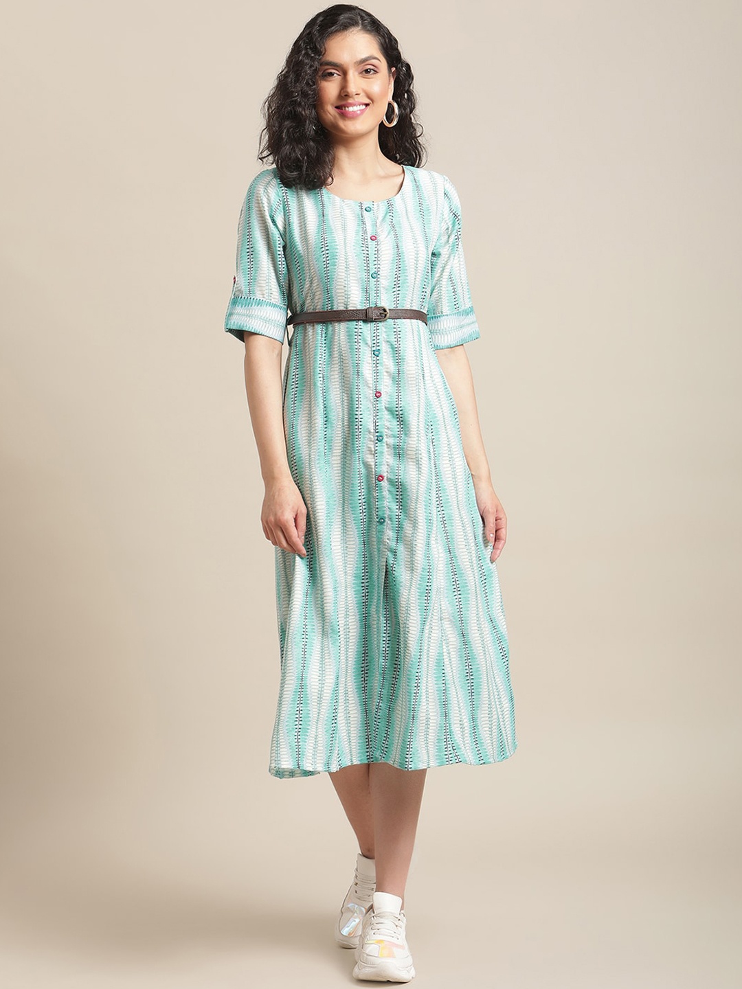 

Varanga Women Turquoise Blue Printed Kurta