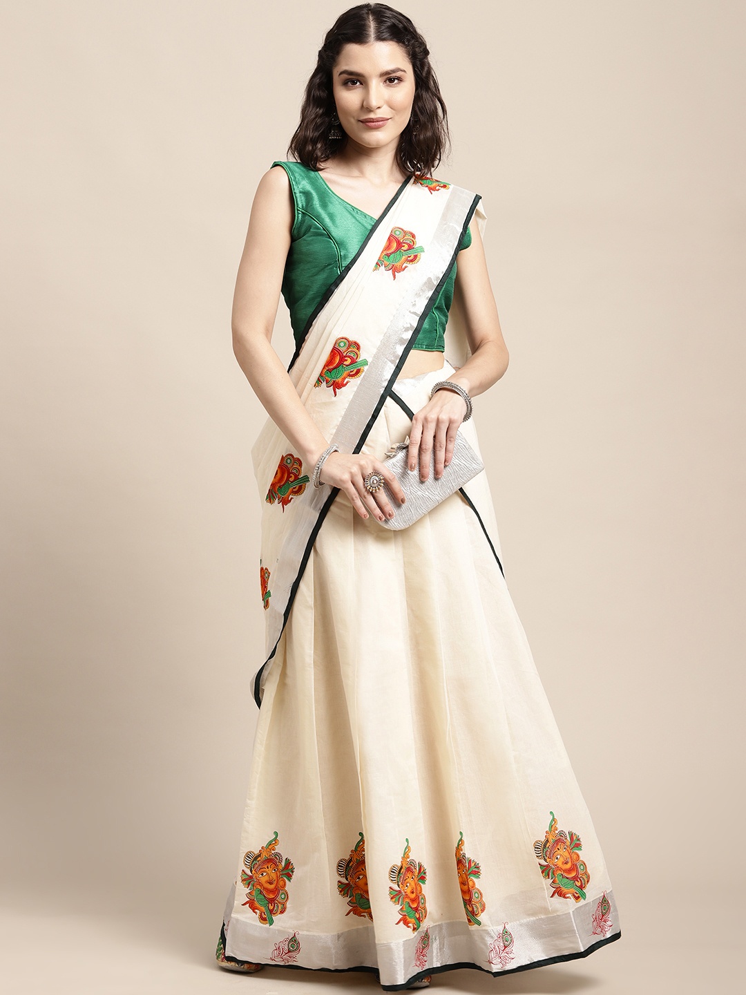 

Thara Sarees Off White Solid Semi-Stitched Lehenga Kasavu Saree