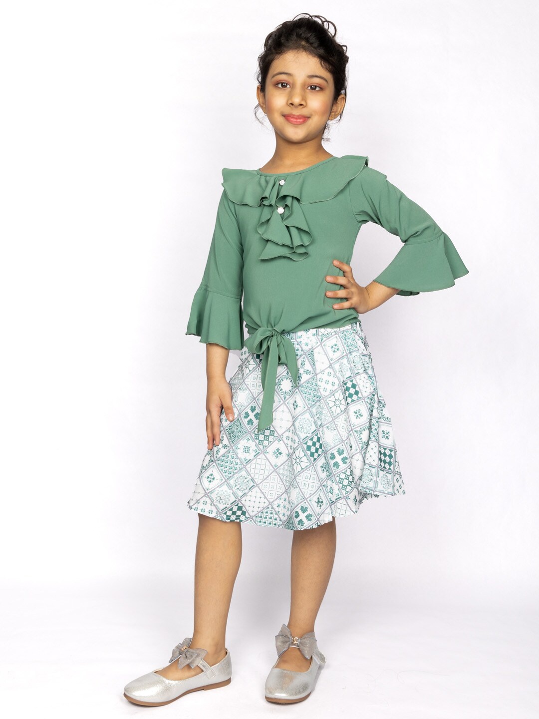 

Peppermint Girls Green & White Top with Skirt