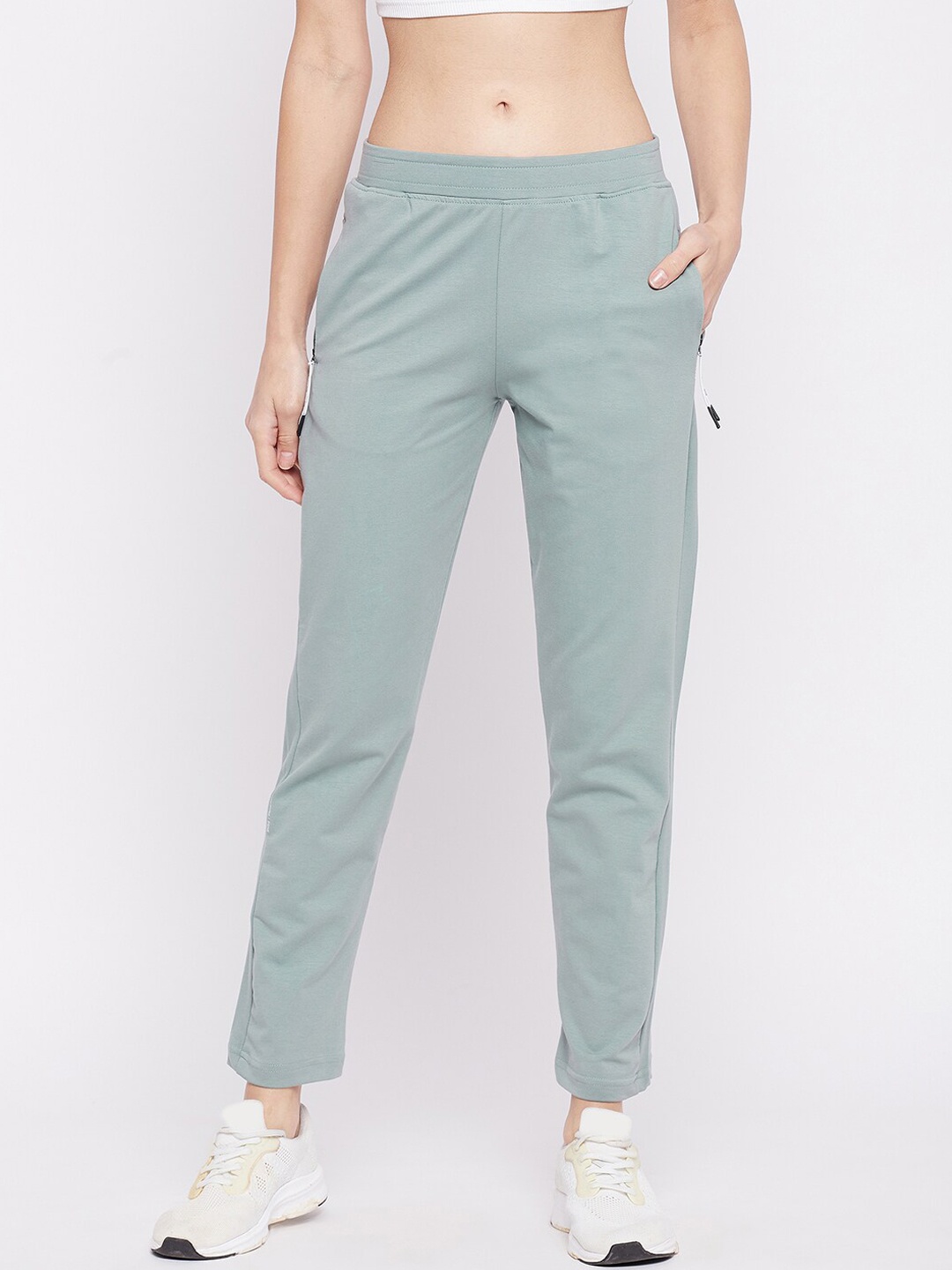 

Okane Women Sea Green Solid Regular-Fit Track Pants