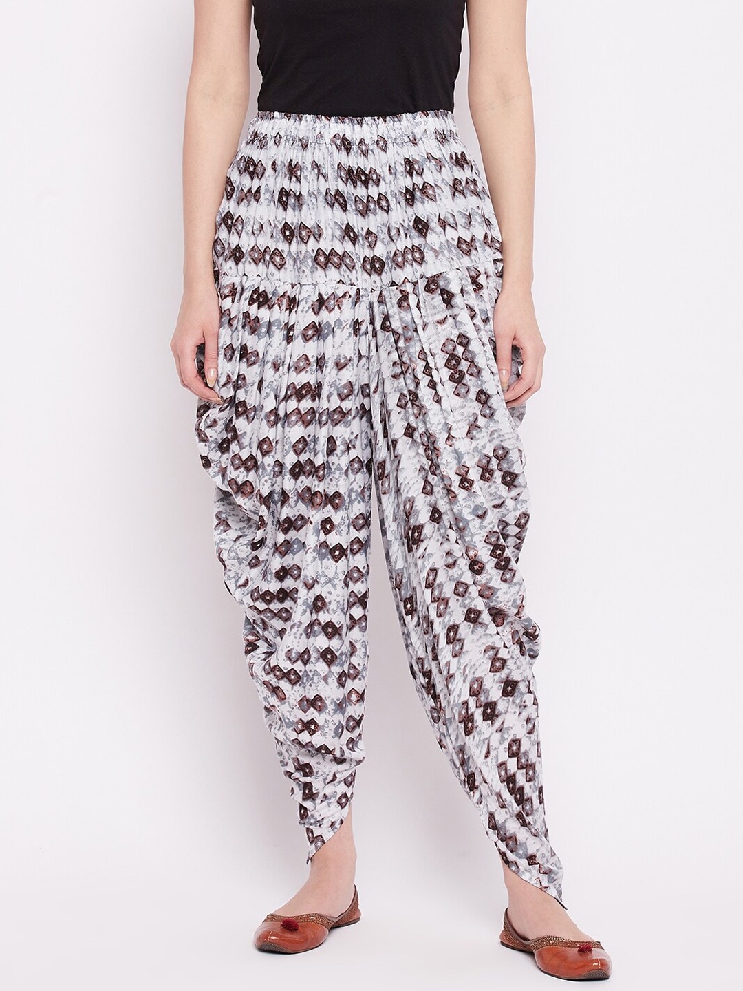 

Castle Lifestyle Women White & Brown Geometric Printed Dhoti Salwar
