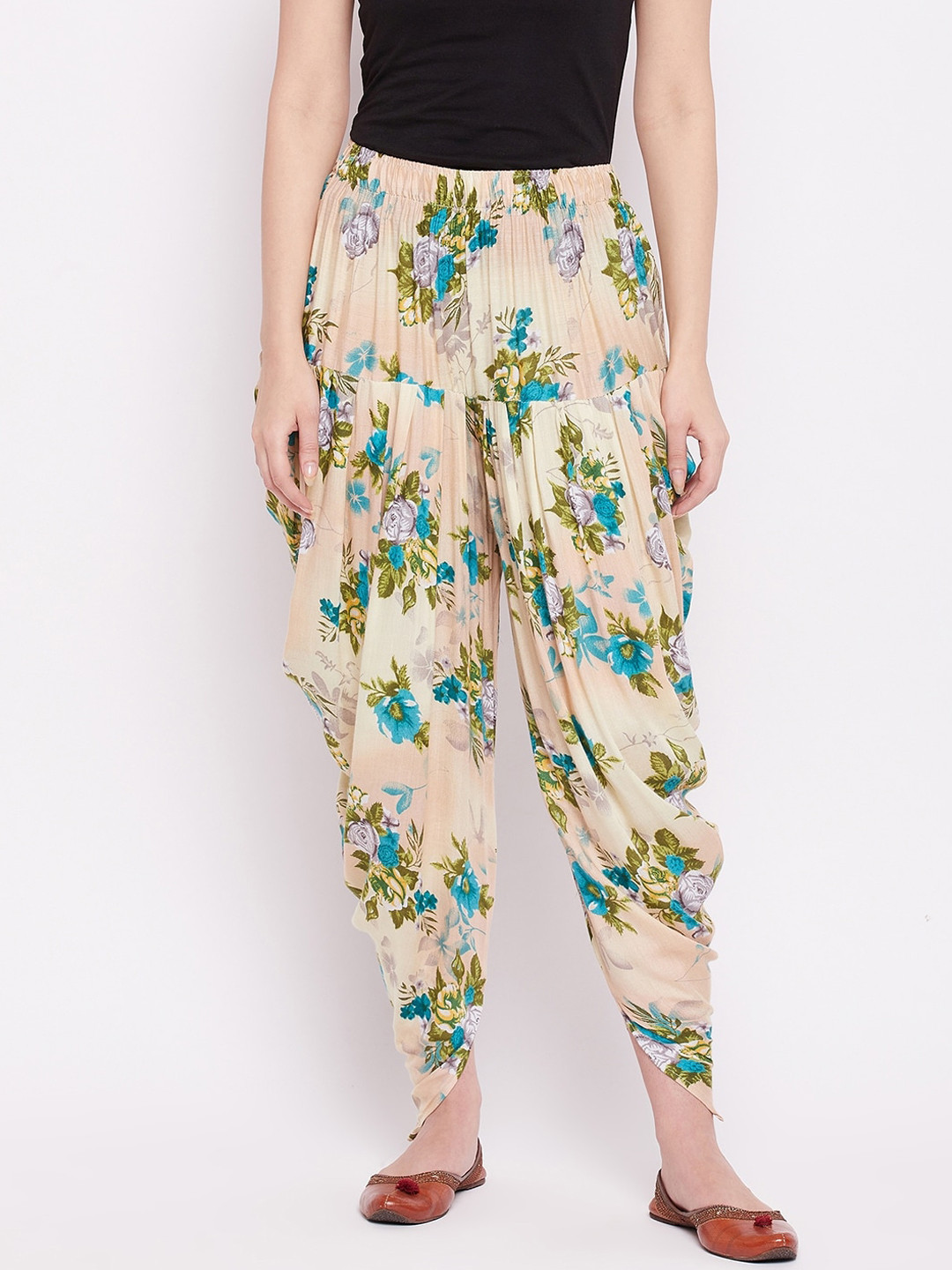 

Castle Lifestyle Women Peach-Colored & Turquoise Blue Floral Print Dhoti Pants