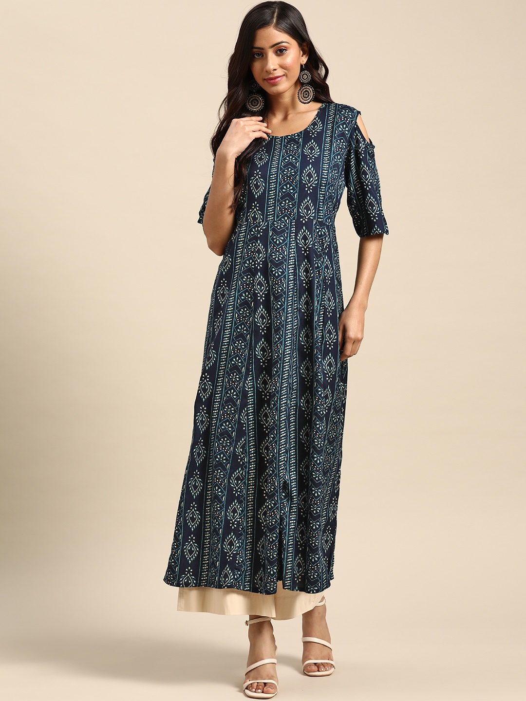 

Prakhya Women Navy Blue & White Ethnic Motifs Print Cold-Shoulder Sleeves A-Line Kurta
