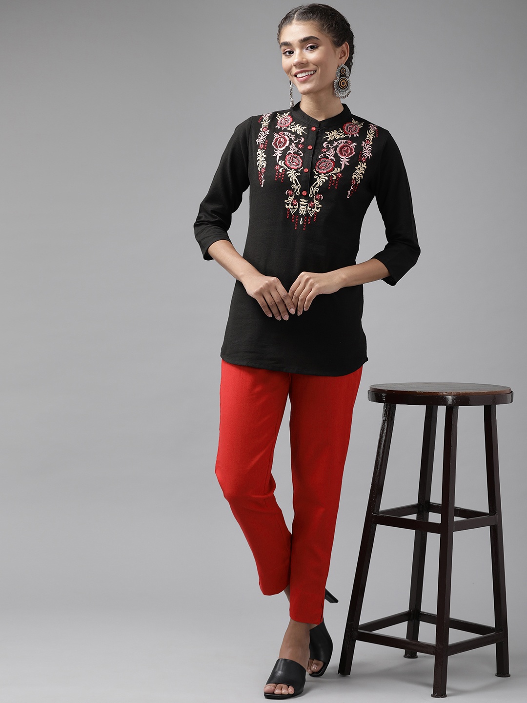 

Yufta Women Red Slim Fit Pure Cotton Trousers