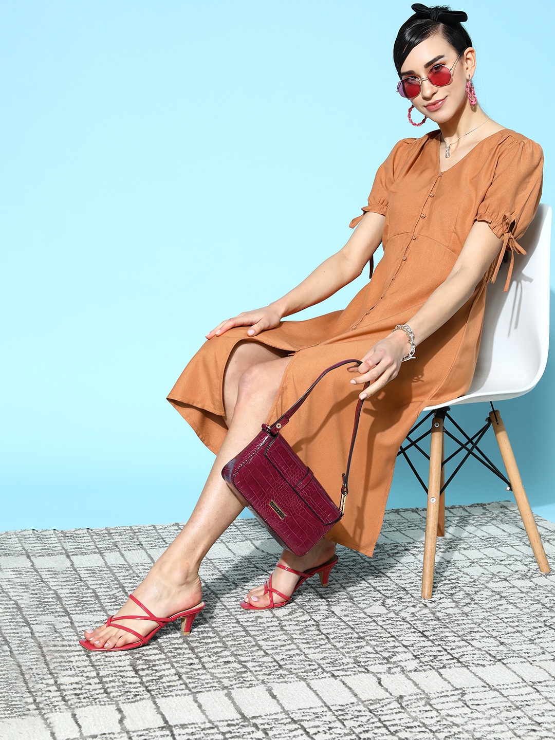 

SASSAFRAS Women Chic Brown Solid Peekaboo Bottom Dress