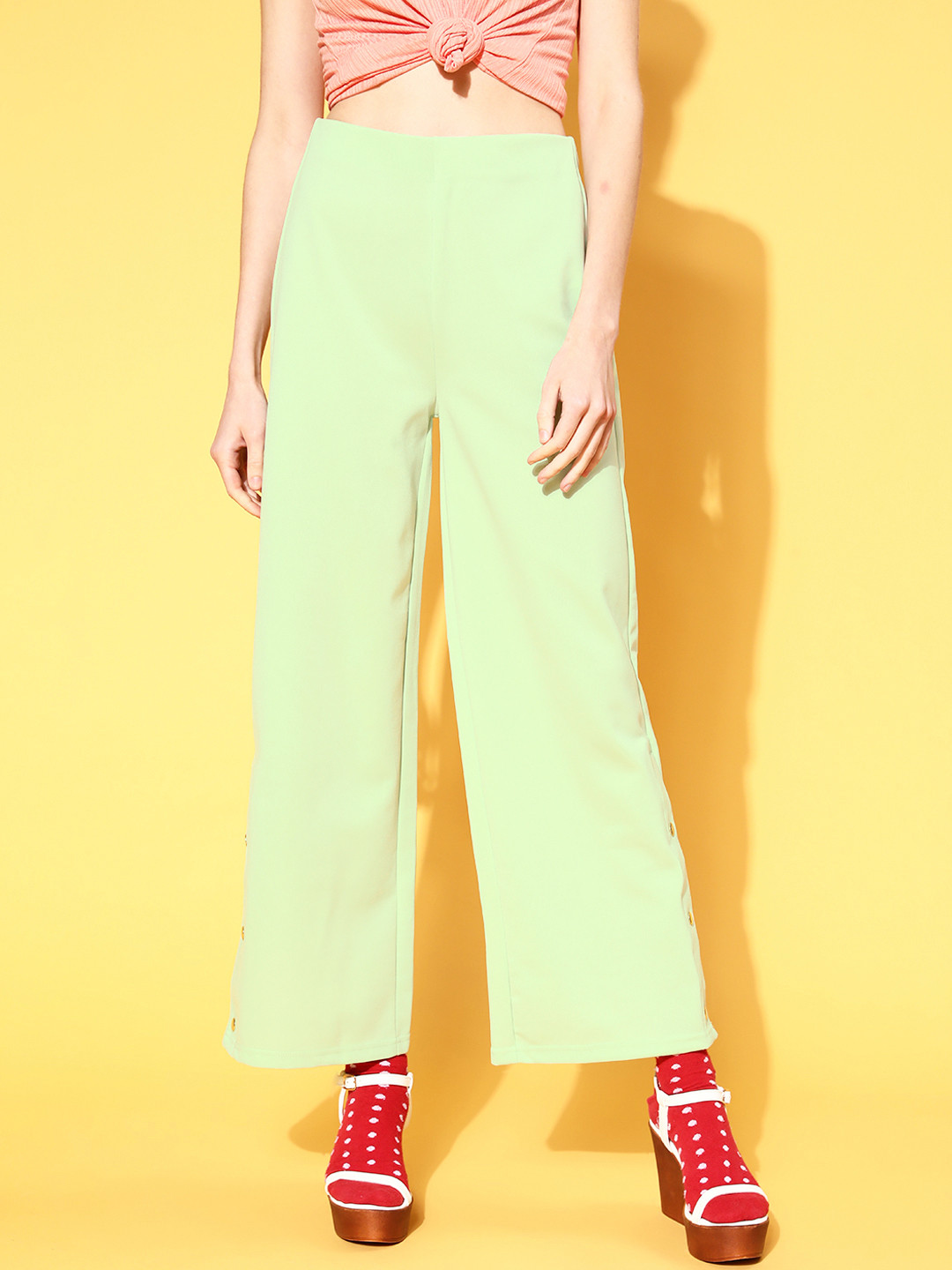 

SASSAFRAS Women Gorgeous Green Solid Y2K Cargo Trousers