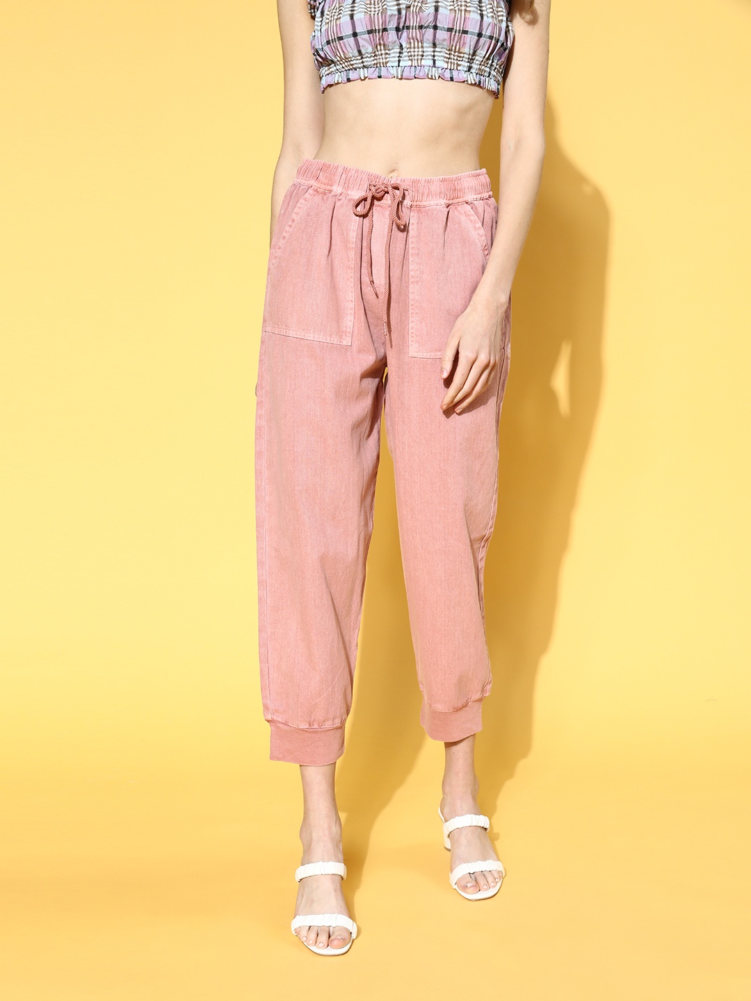 

SASSAFRAS Women Alluring Rose Solid Y2K Cargo Trousers