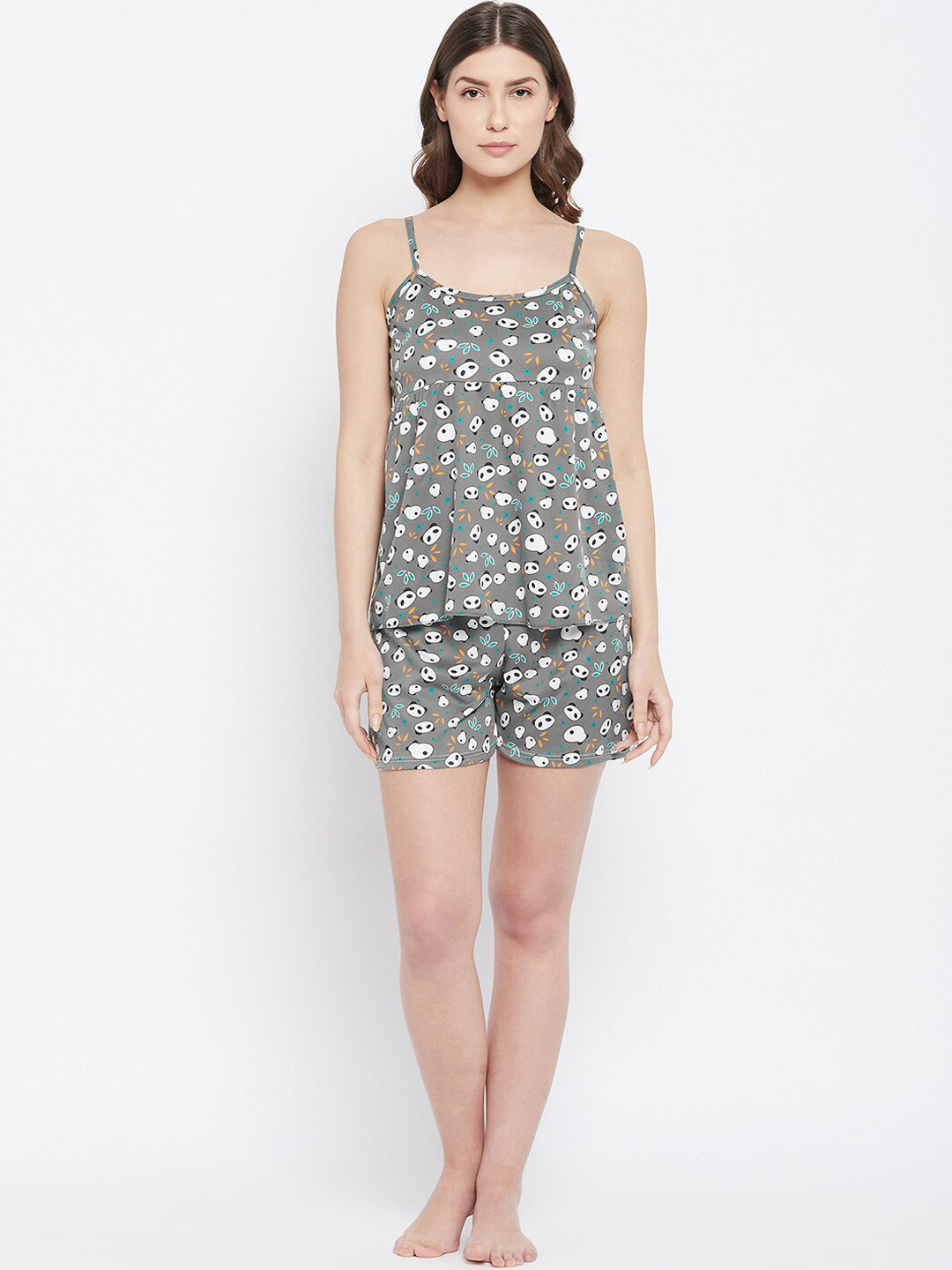 

Camey Women Green & Off White Printed Night suit