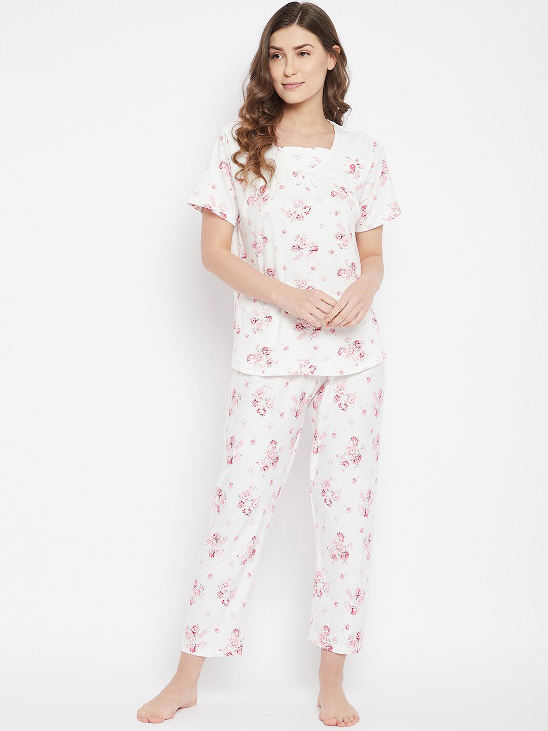 

Camey Women Peach-coloured Printed Night Suit