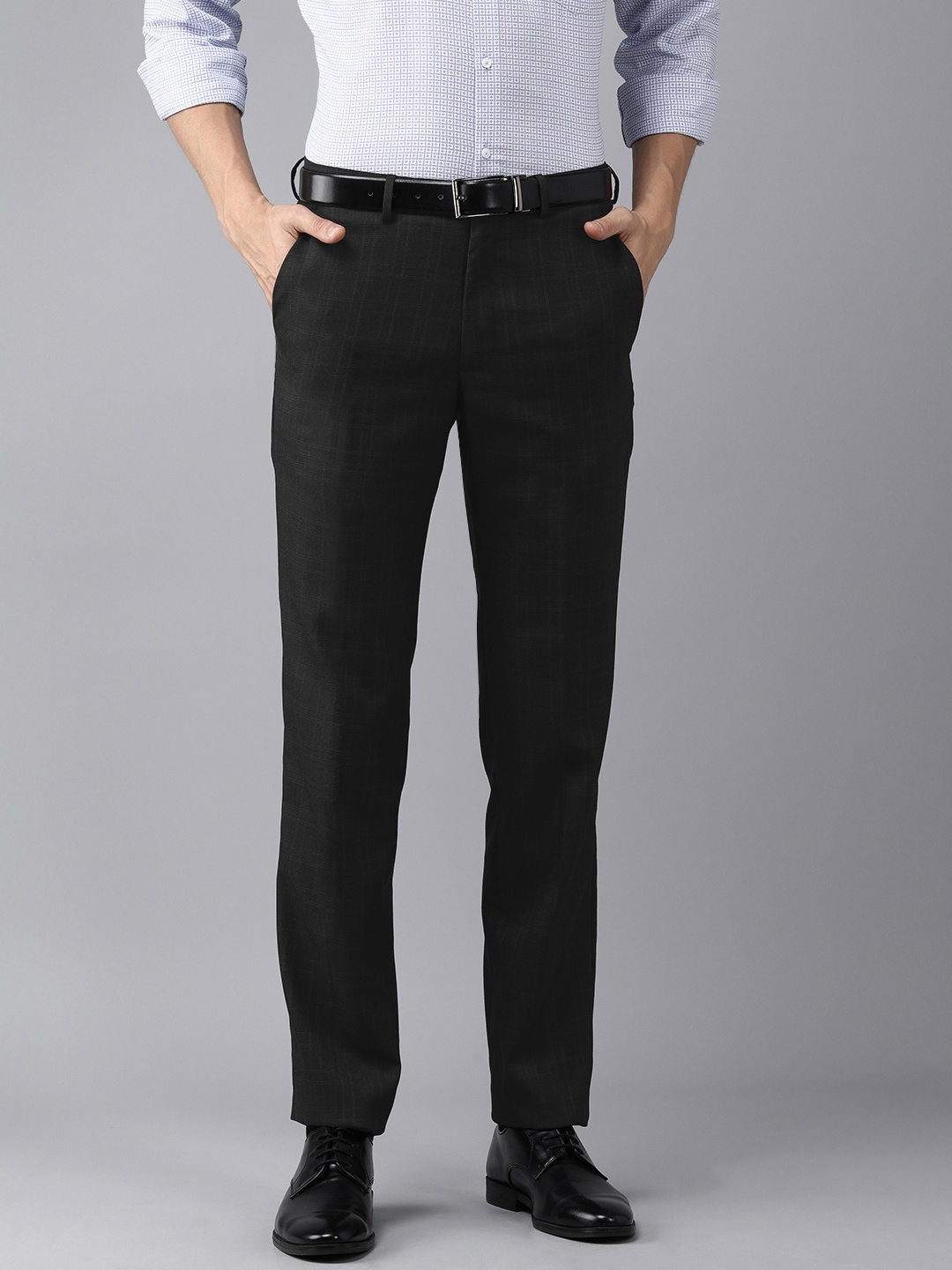 

Van Heusen Men Black Checked Mid Rise Slim Fit Trousers