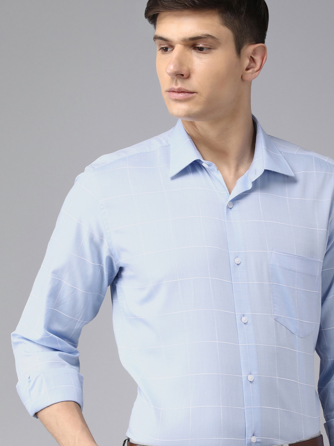 

Van Heusen Men Blue Windowpane Checks Formal Shirt