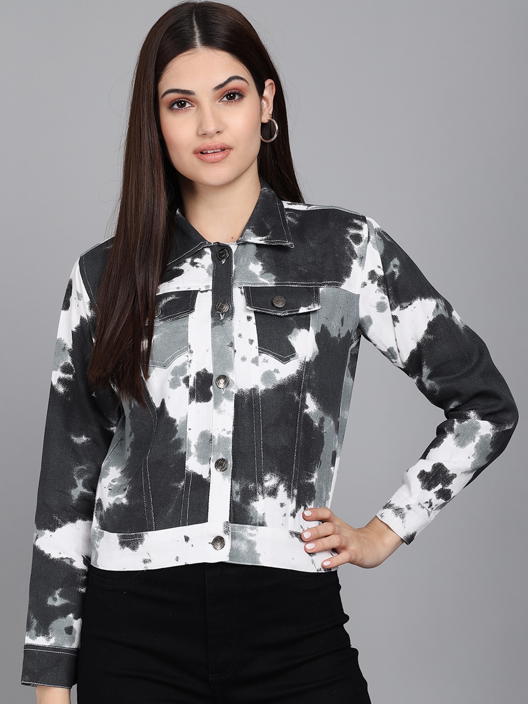 

Darzi Women Multicoloured Floral Crop Bomber with Patchwork Jacket, Multi
