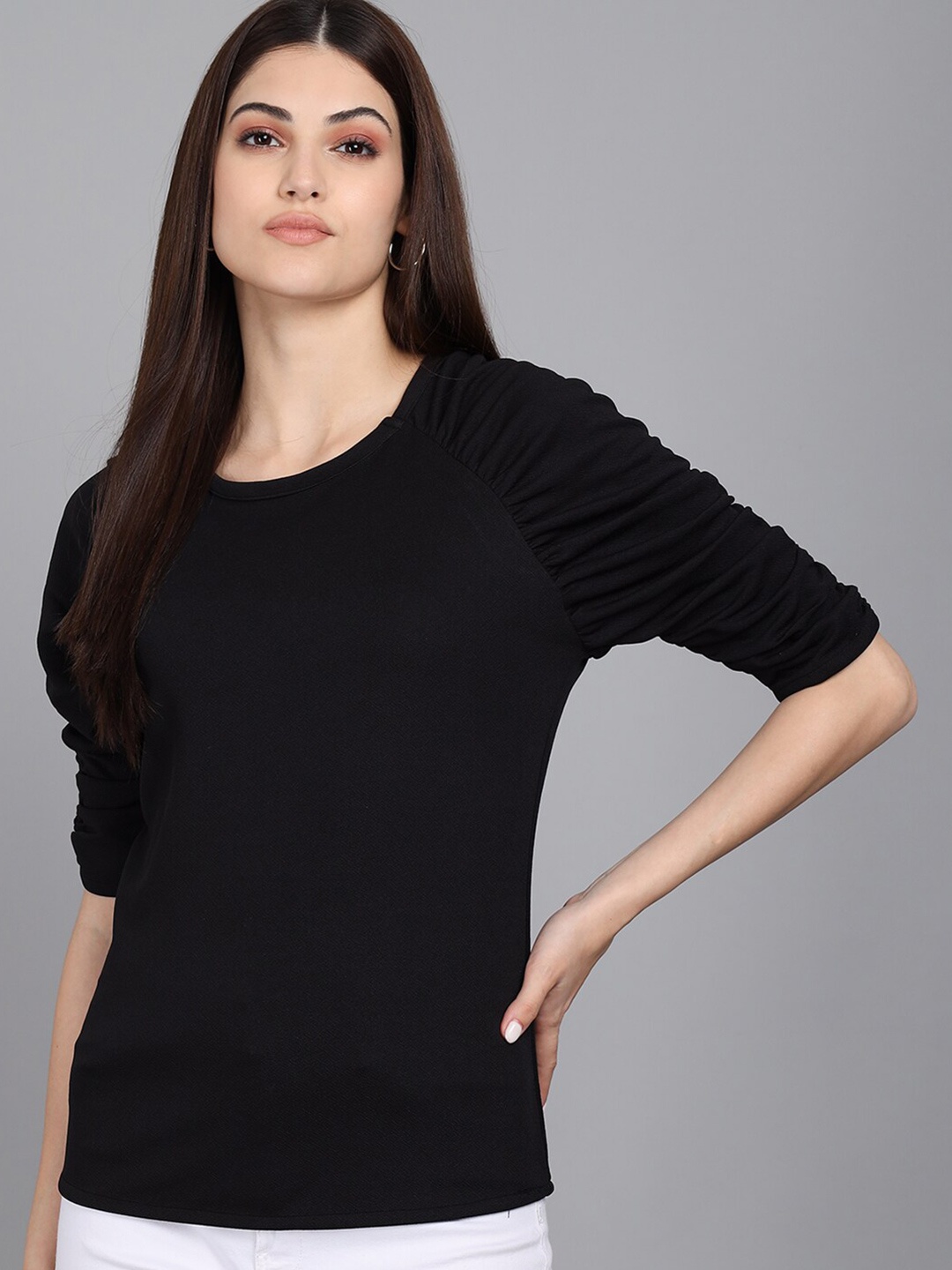 

Darzi Black Raglan Sleeves Top