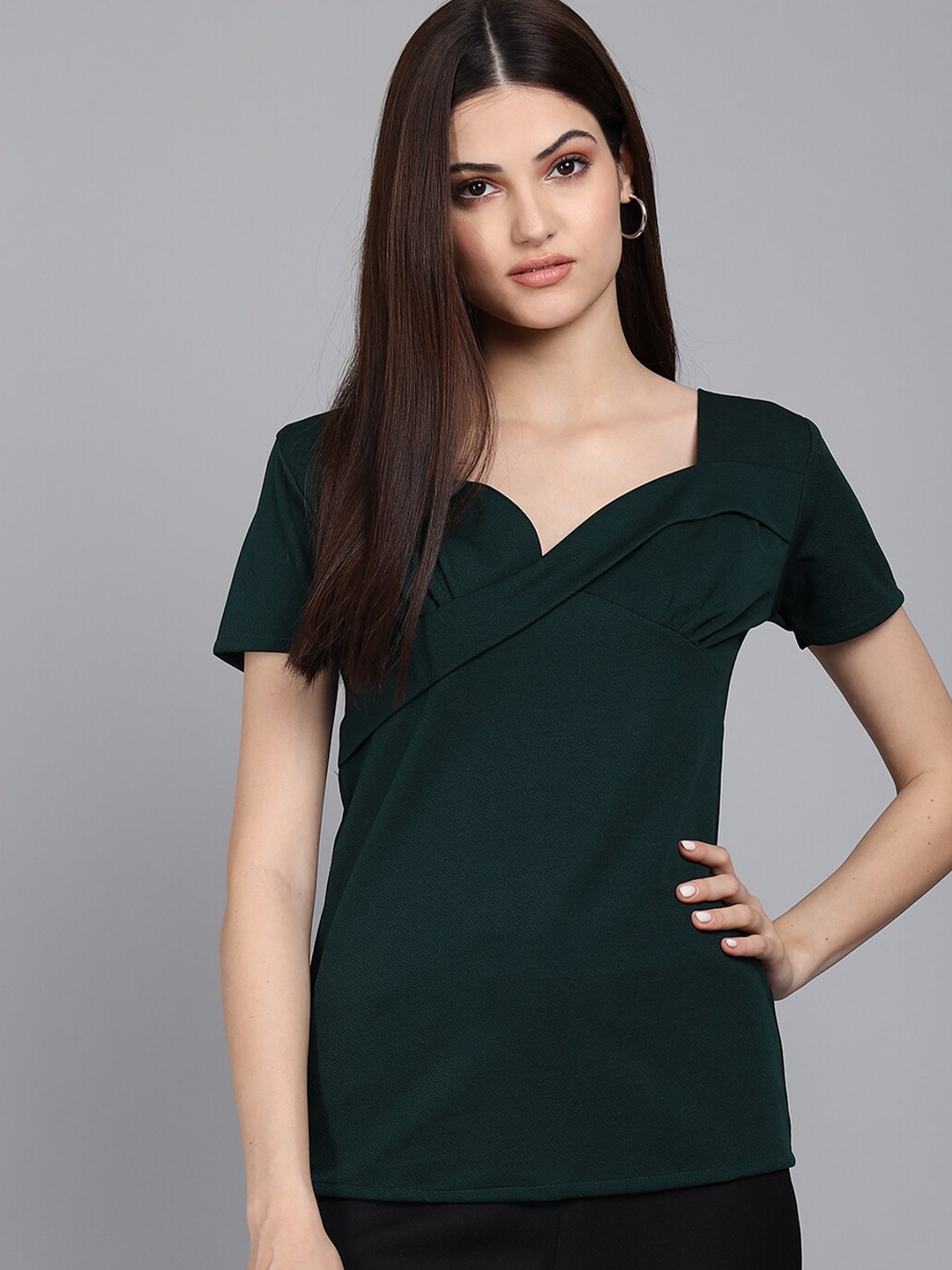 

Darzi Women Dark Green Solid V-Neck Top