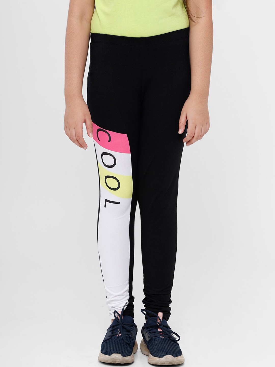

De Moza Girls Black Typography Printed Ankle-Length Cotton Leggings