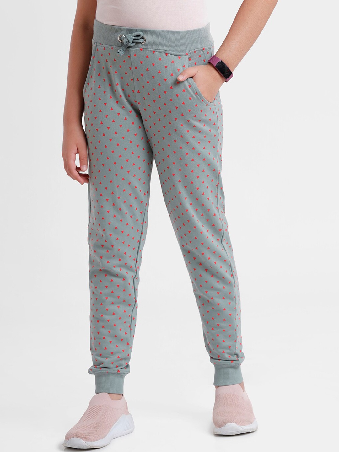 

De Moza Girls Blue & Red Geometric Printed Pure Cotton Joggers