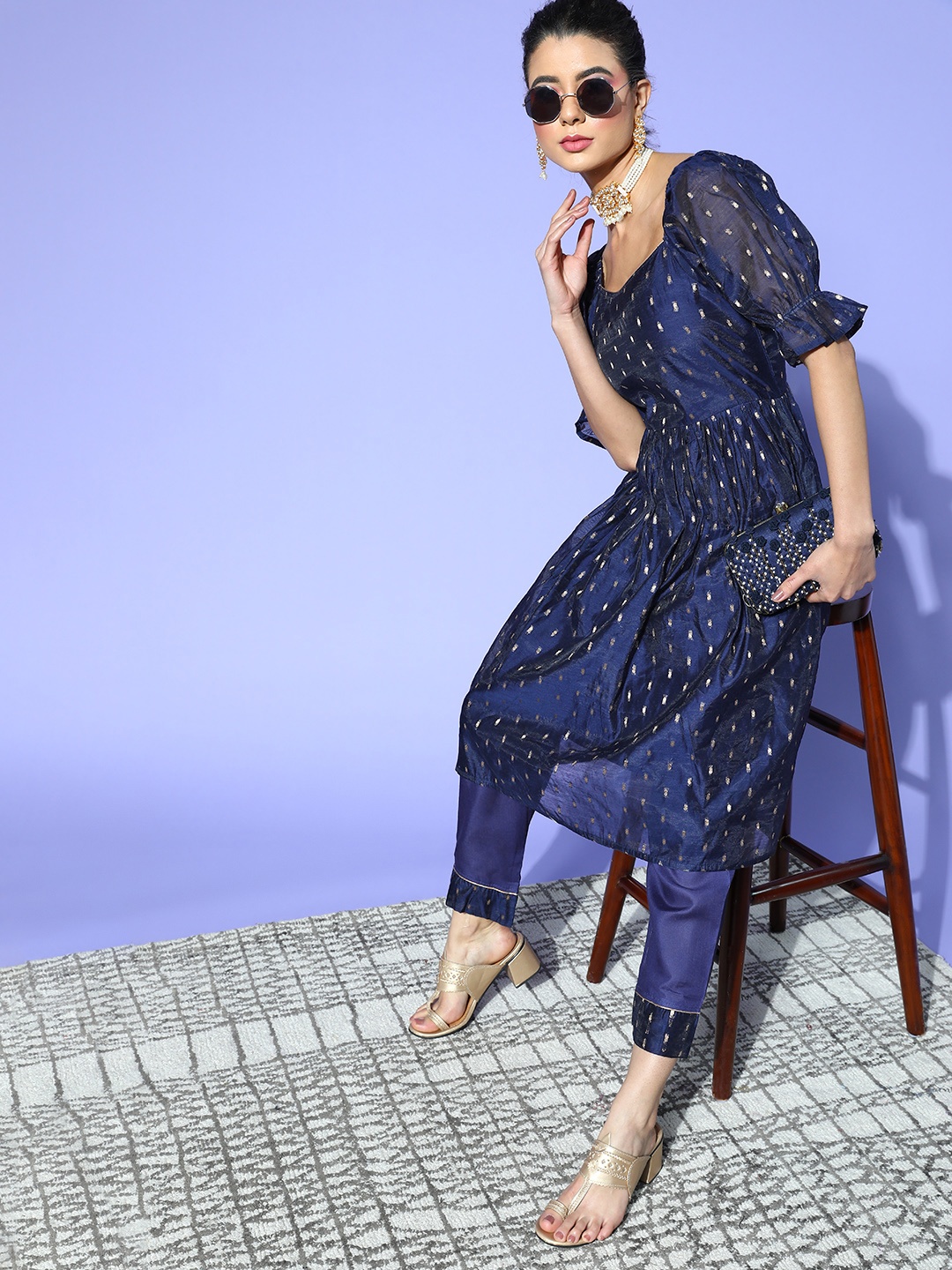 

AHIKA Woven Design Poly Chanderi Nuovo Sleeves Kurta Set, Navy blue