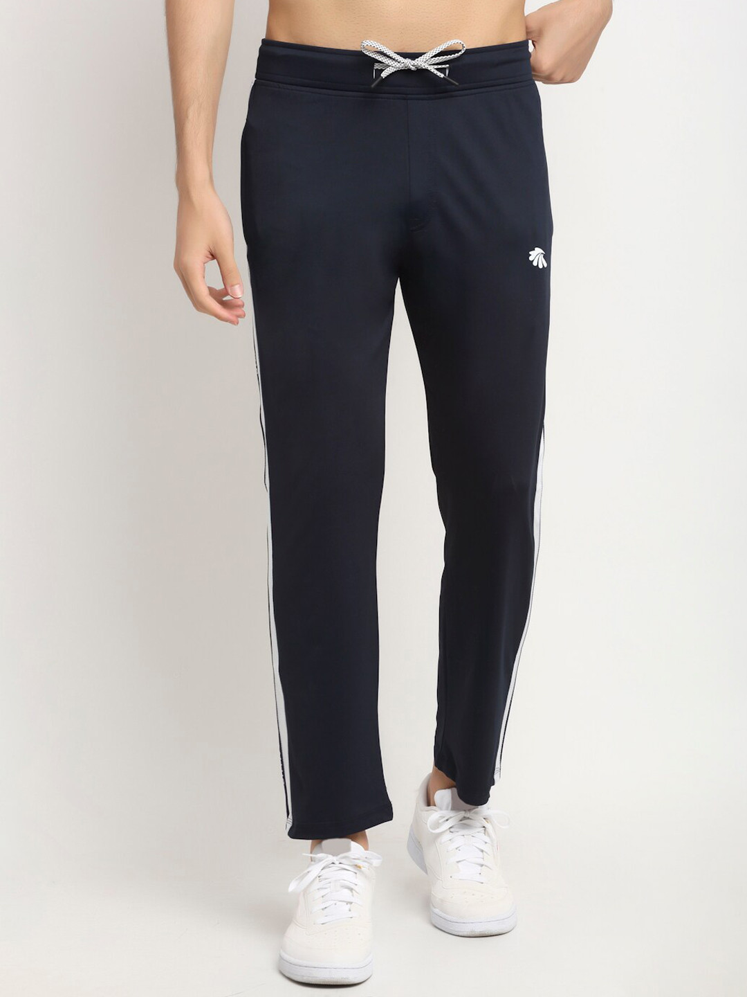 

Gallus Men Navy Blue Solid Dry Fit Training Track Pants