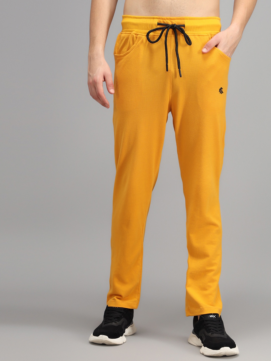 

Gallus Men Yellow Solid Track Pants