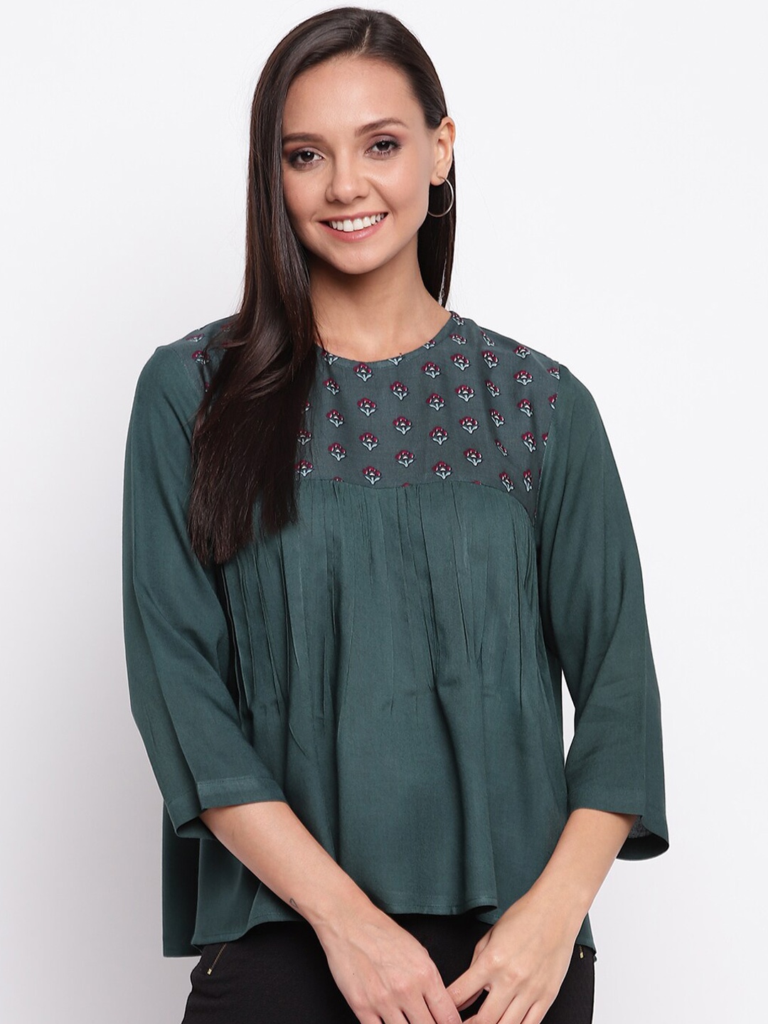 

Mayra Green Solid Top