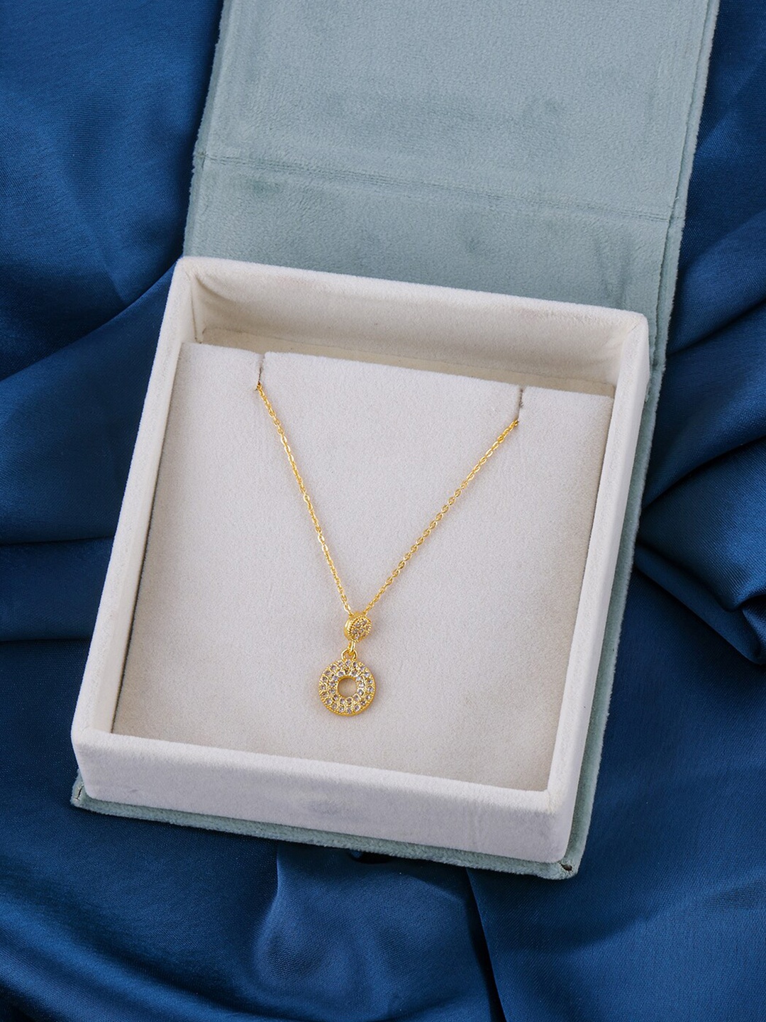 

Brandsoon 1 Gram Gold-Plated Brass Chain