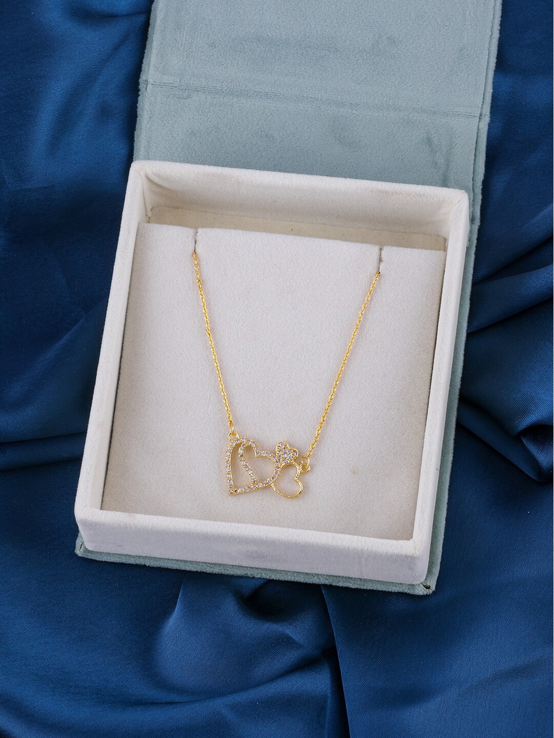 

Brandsoon Gold-Toned & White Brass Chain