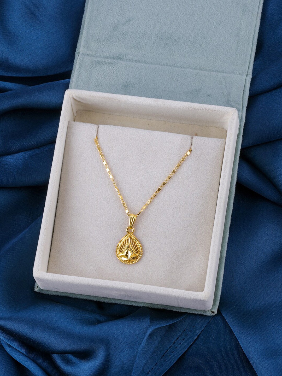 

Brandsoon Gold-Plated Brass Chain
