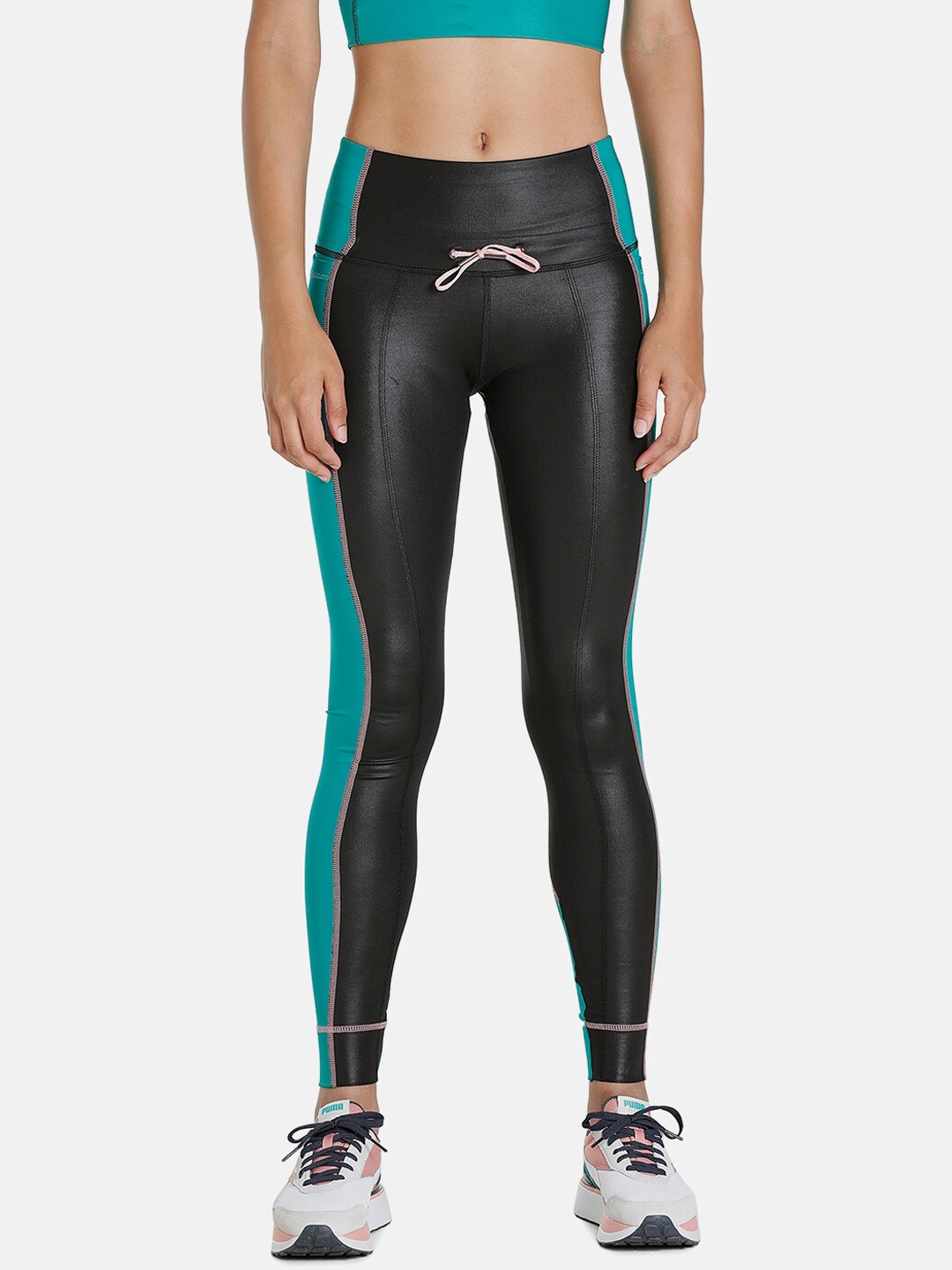 

Puma Women Black & Blue Colourblocked Skinny Fit Tights