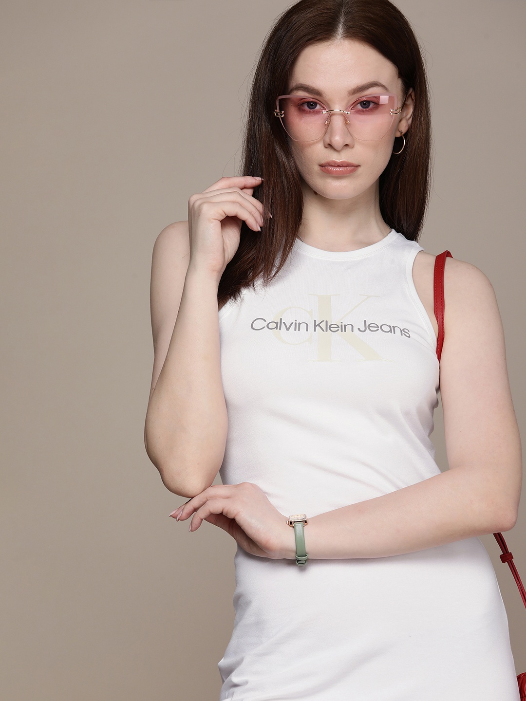 

Calvin Klein Jeans Women White & Grey Printed Bodycon Dress