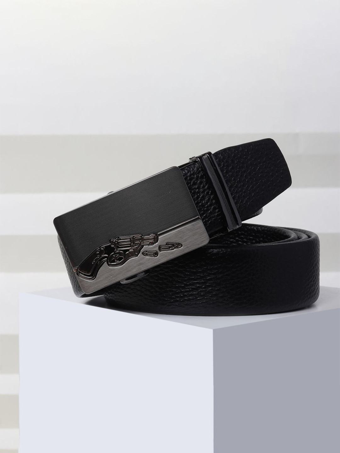 

Kastner Men Black Textured Belt