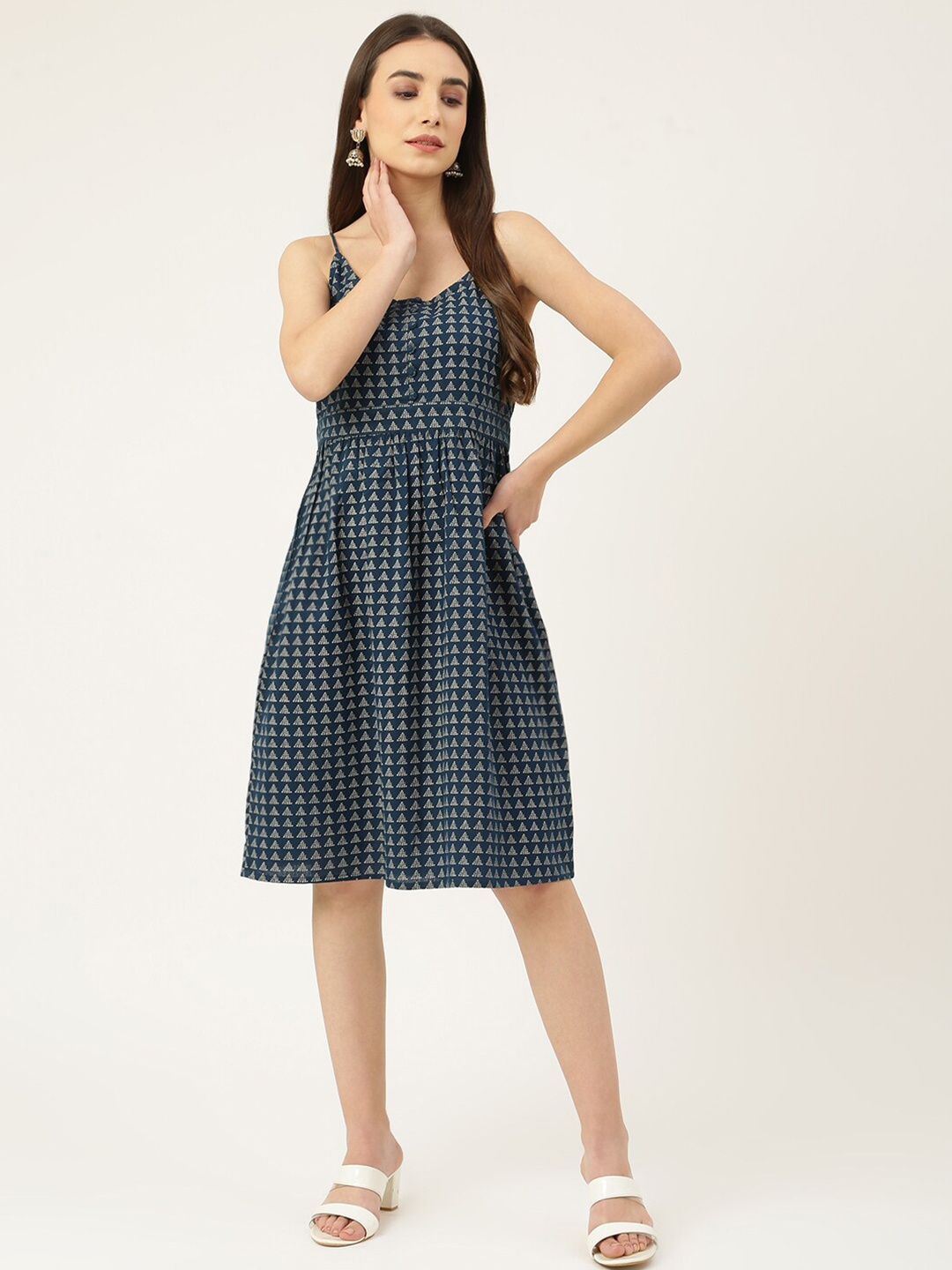 

DECKEDUP Blue & White Printed Shoulder Straps Fit & Flare Cotton Dress