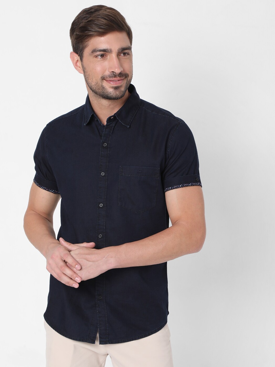 

Mufti Men Navy Blue Slim Fit Pure Cotton Casual Shirt