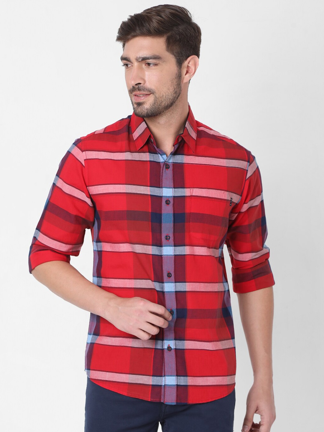 

Mufti Men Red Slim Fit Horizontal Stripes Striped Pure Cotton Casual Shirt