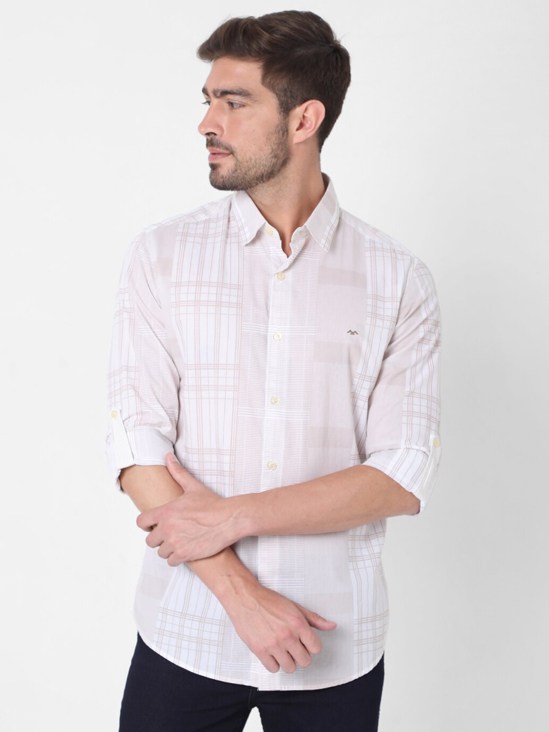 

Mufti Men White Slim Fit Checked Pure Cotton Casual Shirt