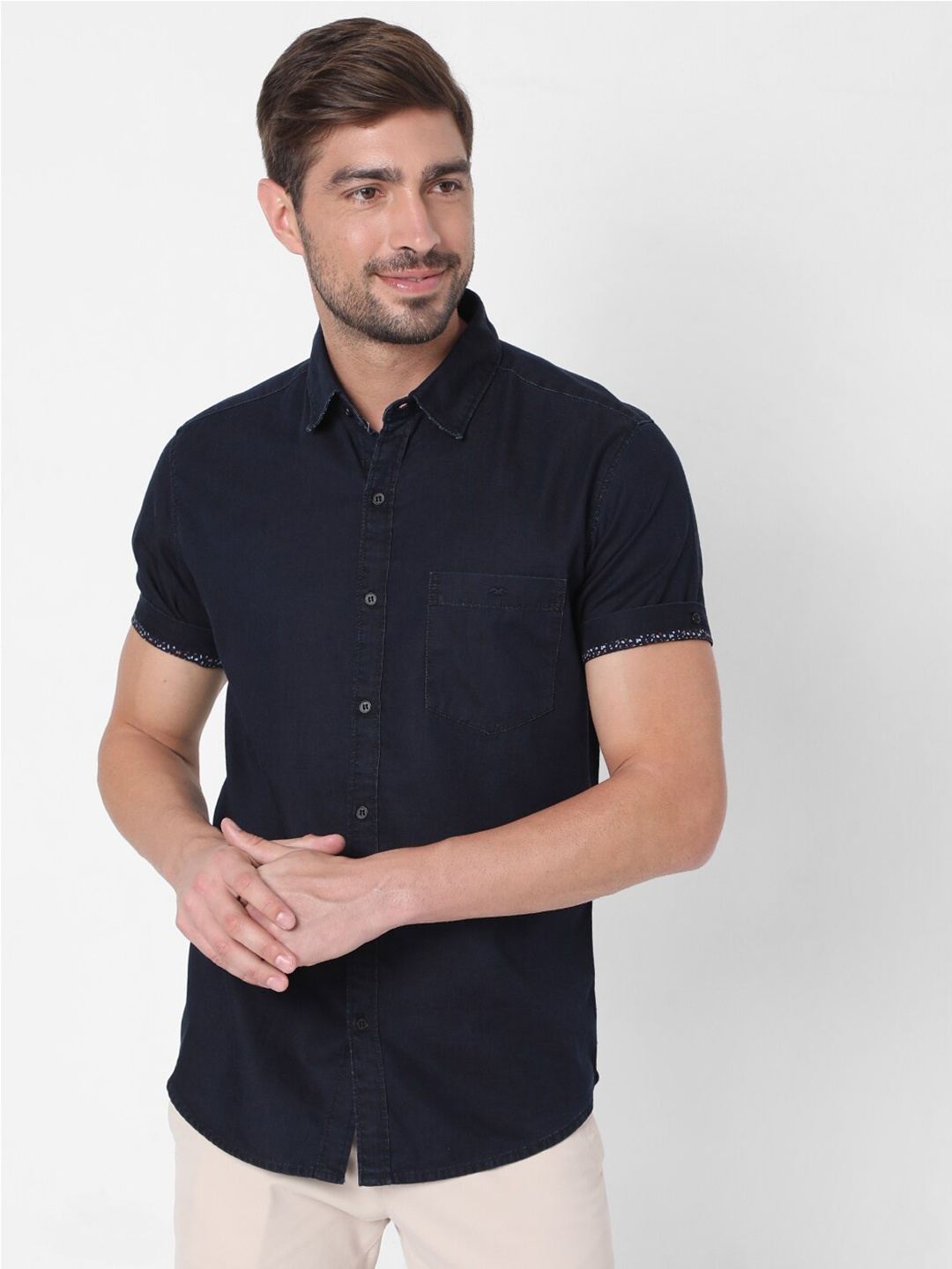 

Mufti Men Navy Blue Slim Fit Cotton Casual Shirt